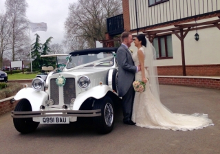Select Limos Bella our 1930’s style vinatge Beauford wedding car