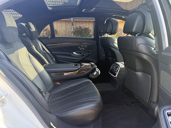 Select limos Grimsby