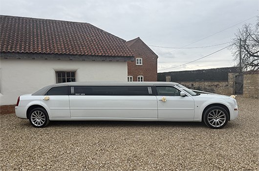 Select limos Grimsby